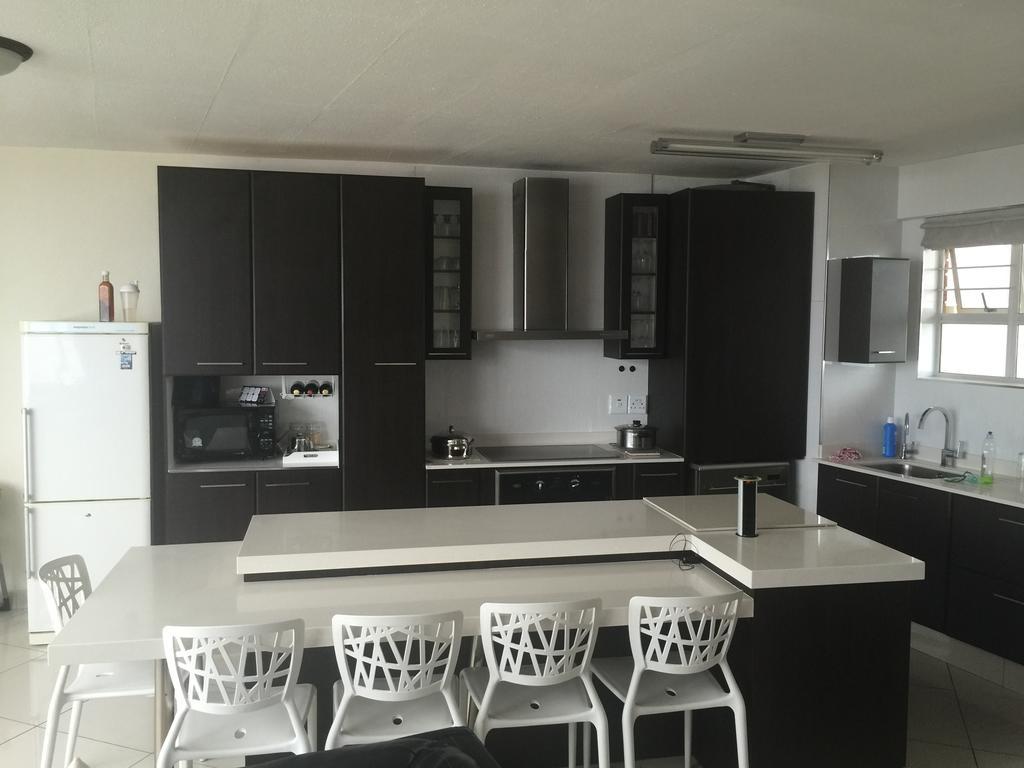 South Coast Beachfront Holiday Apartments อมันซิมโทที ภายนอก รูปภาพ