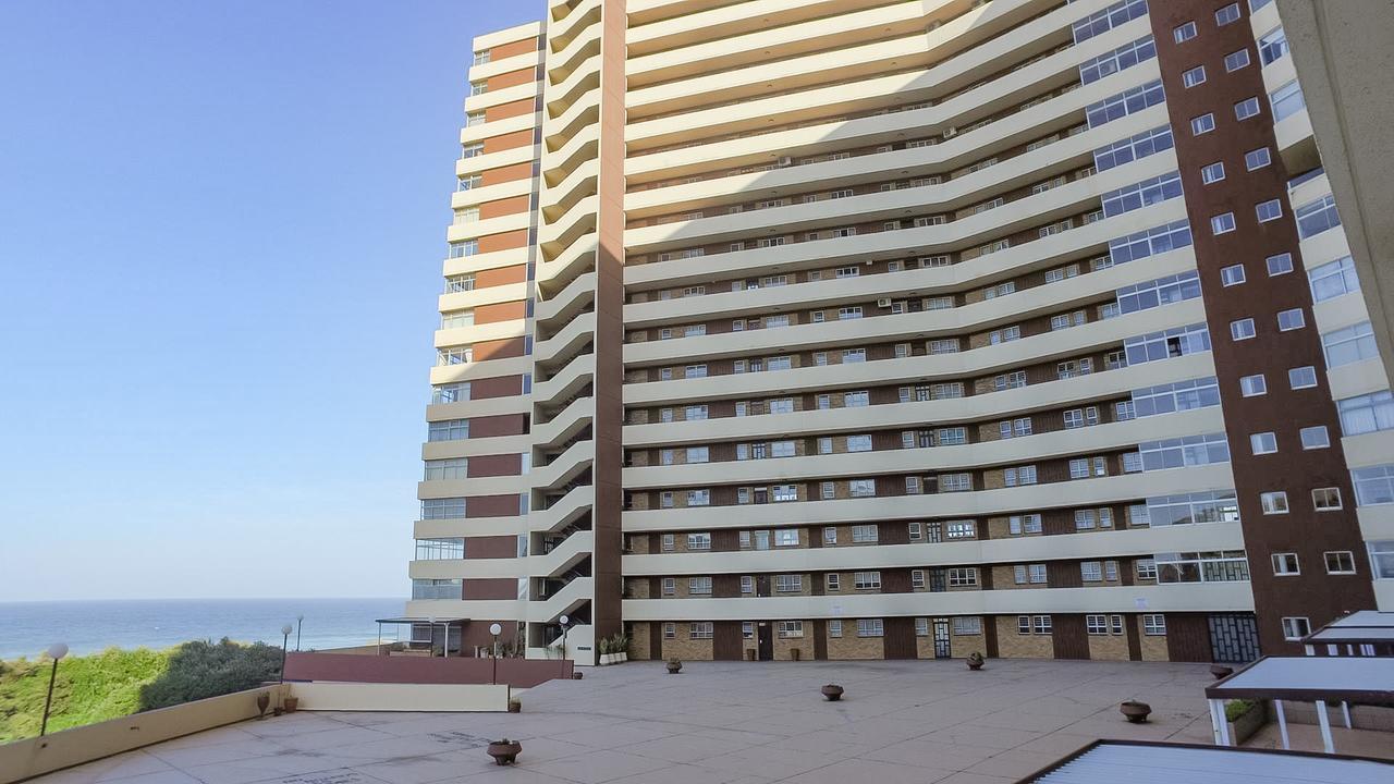 South Coast Beachfront Holiday Apartments อมันซิมโทที ภายนอก รูปภาพ