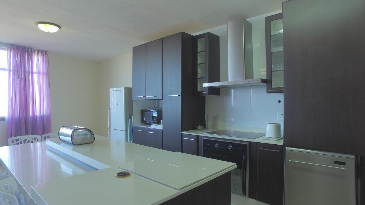 South Coast Beachfront Holiday Apartments อมันซิมโทที ภายนอก รูปภาพ